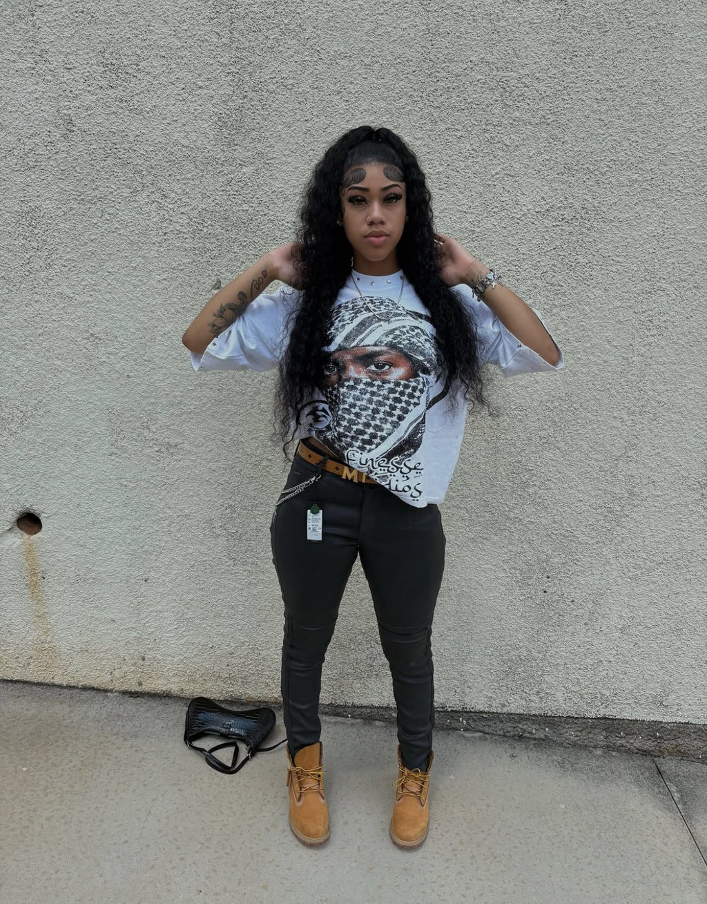 White Rhinestones “Finesse Studios” Çropped Shirts